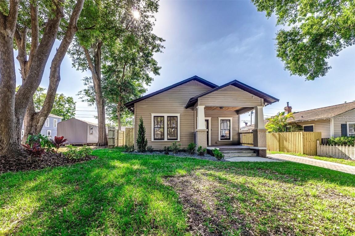 737 Johnson Ave., Lakeland, FL 33801