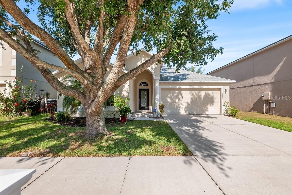 1216 Myopia Hunt Club Dr., Auburndale, FL 33823