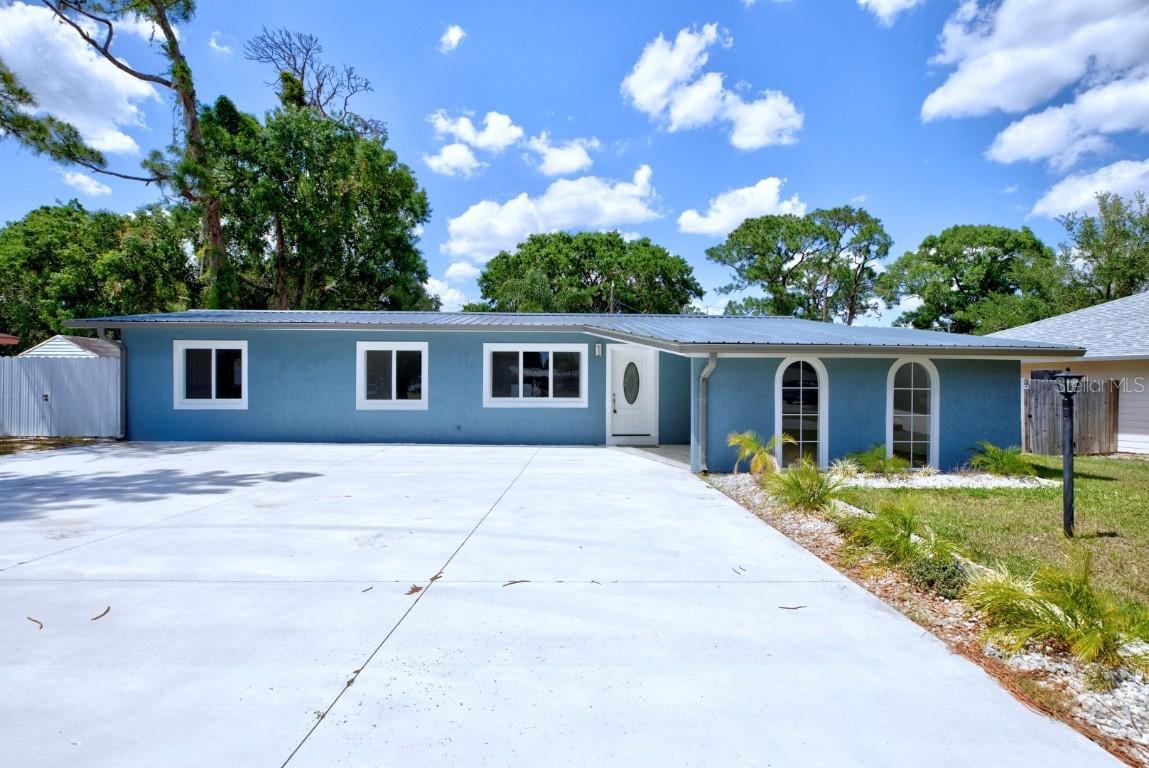 1100 Highland Dr., Sebring, FL 33870