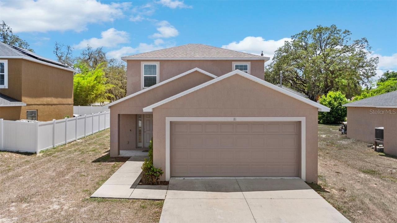 11 W Bay St., Davenport, FL 33837