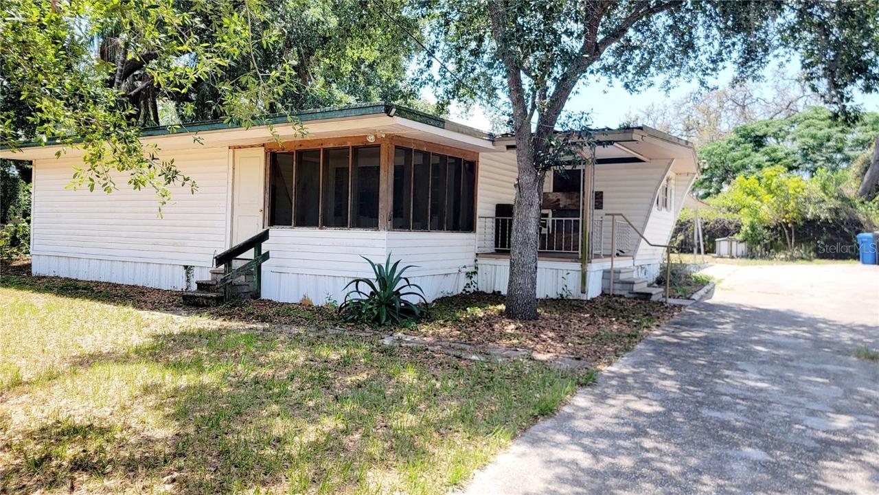 10911 Ross St., Tampa, FL 33610