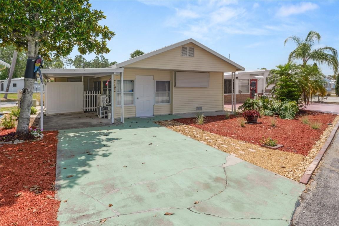 7102 Fairview Village Cir., Winter Haven, FL 33881