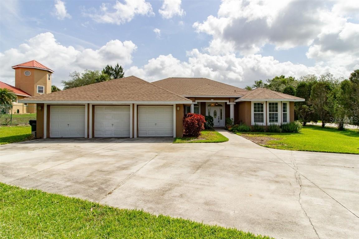 9093 S Bay Dr., Haines City, FL 33844