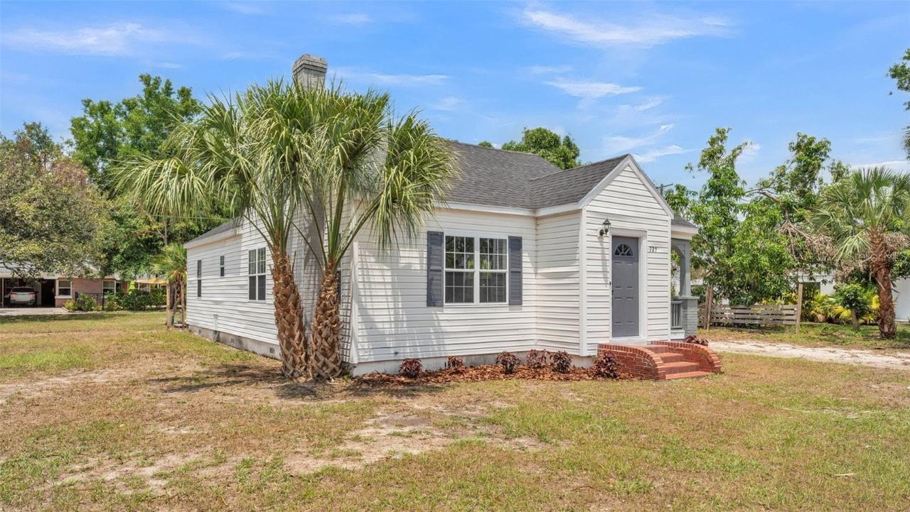 725 Avenue B, Winter Haven, FL 33880