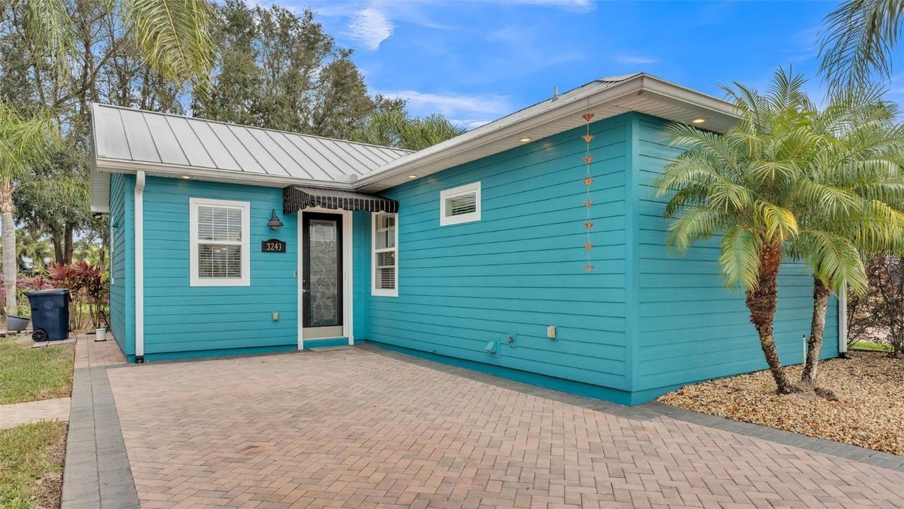 3243 Red Tail Hawk Dr., Polk City, FL 33868