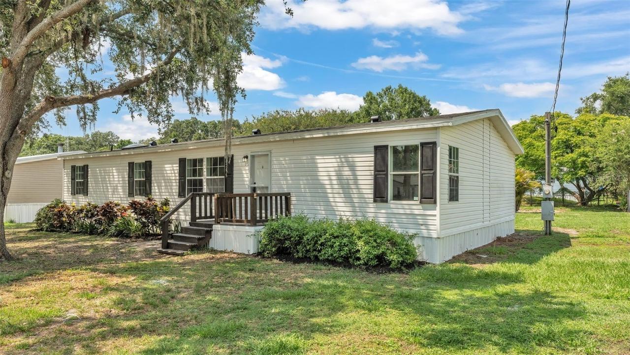 5751 Cherry Tree Dr., Lakeland, FL 33811