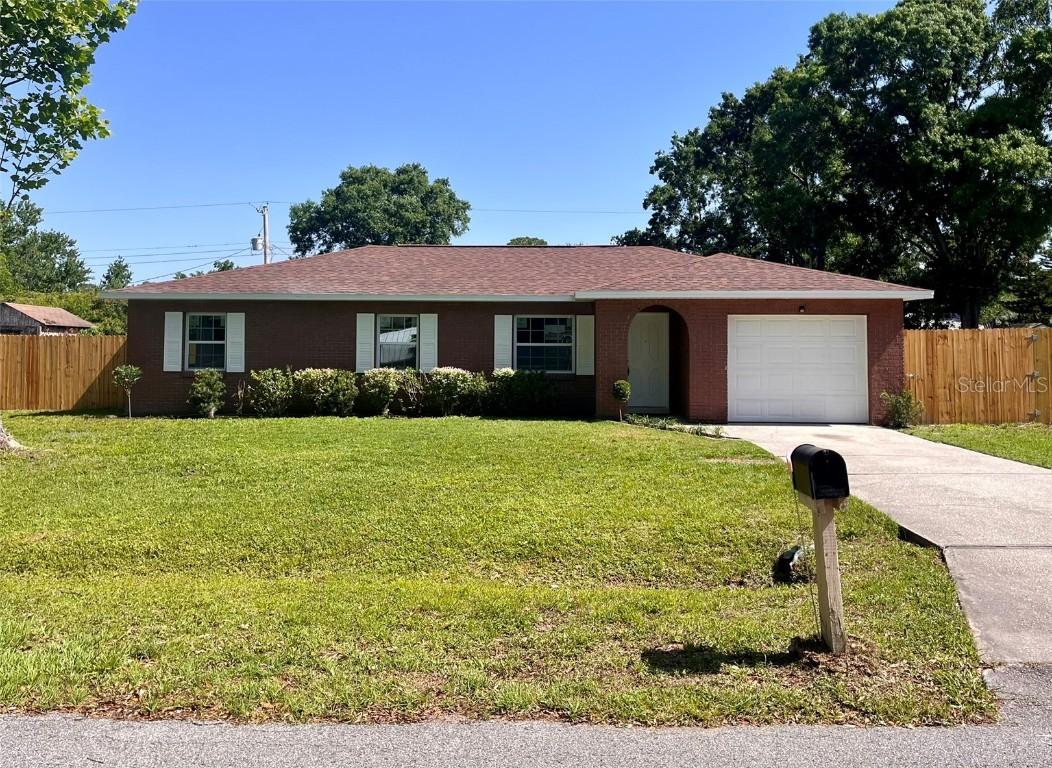 2323 Ridgeview Dr., Lakeland, FL 33810