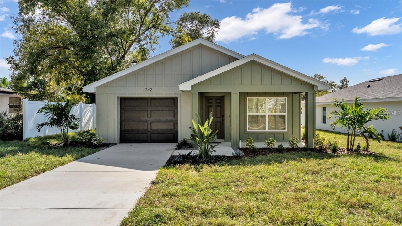 1242 Dorothy St., Lakeland, FL 33815