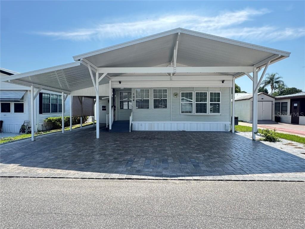 104 Citrus Ridge Dr., Davenport, FL 33837
