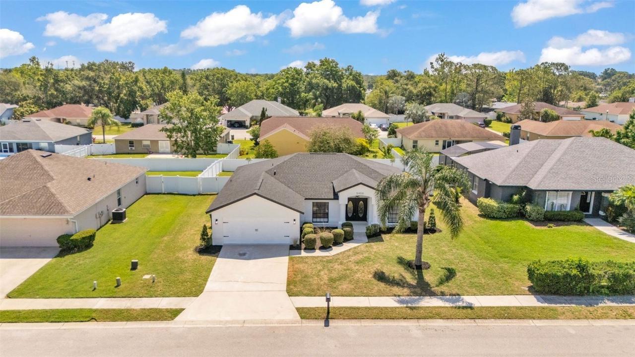 5458 Oakford Dr., Lakeland, FL 33812