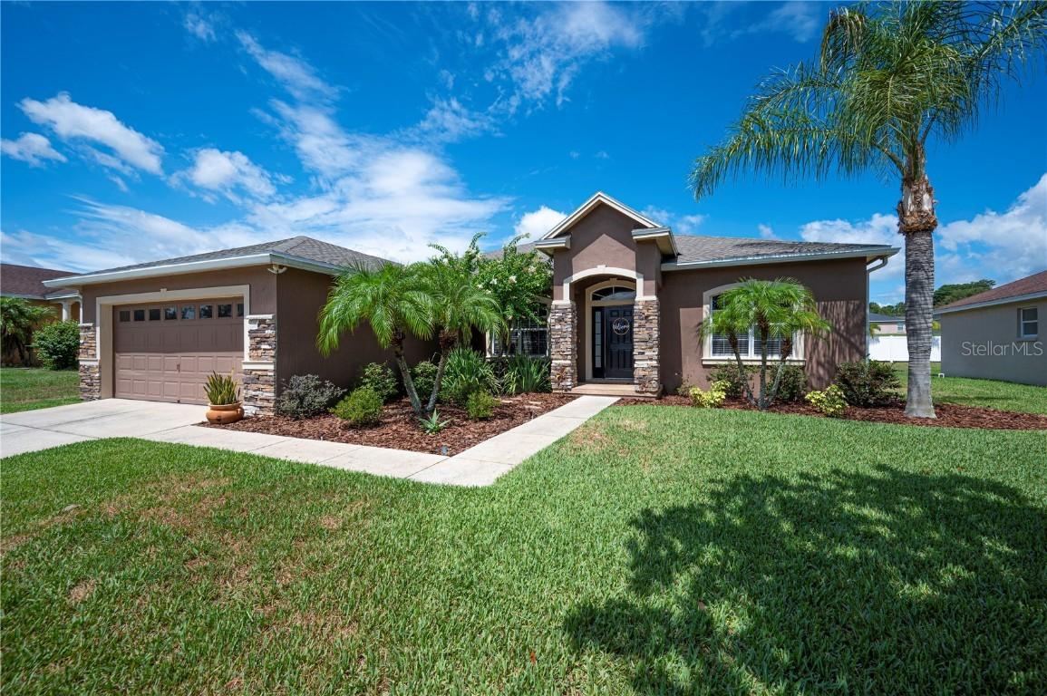 6339 Alamanda Hills Dr., Lakeland, FL 33813