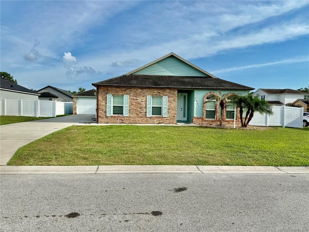 1201 Lavender Jewel Ct., Plant City, FL 33563