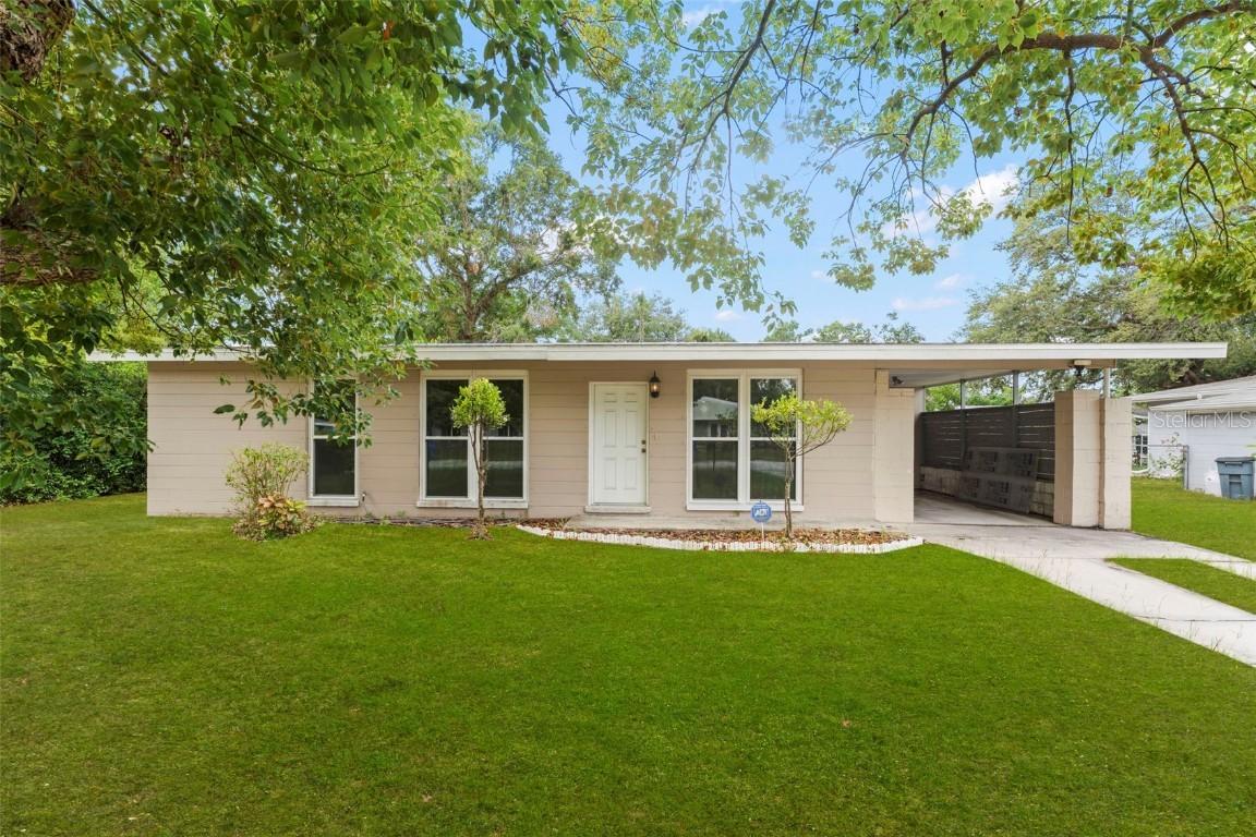 1018 Briarwood Ave., Tampa, FL 33613