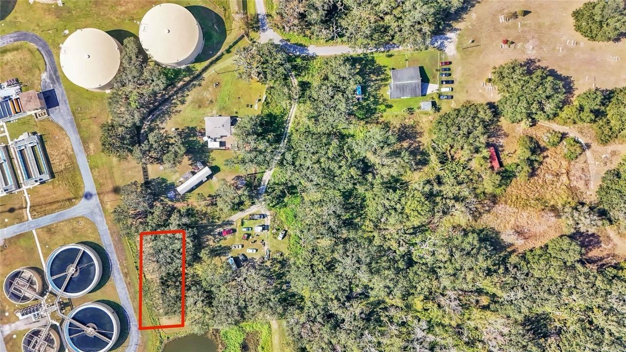 Arnaz Dr., Mulberry, FL 33860