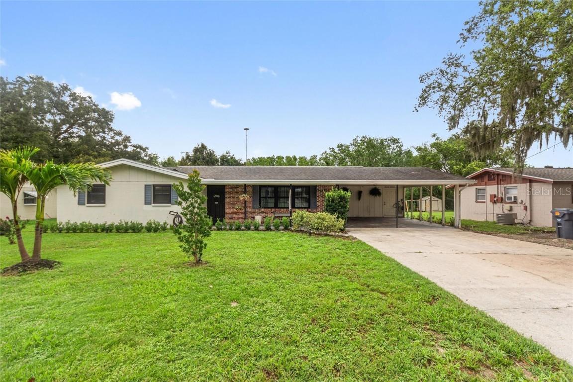 848 17th Ter., Winter Haven, FL 33881