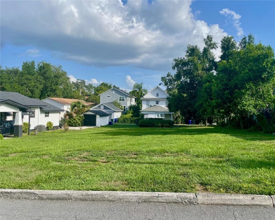 401 E Palm Dr., Lakeland, FL 33803