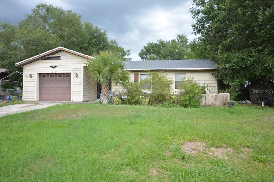 240 Lake Thomas Dr., Winter Haven, FL 33880