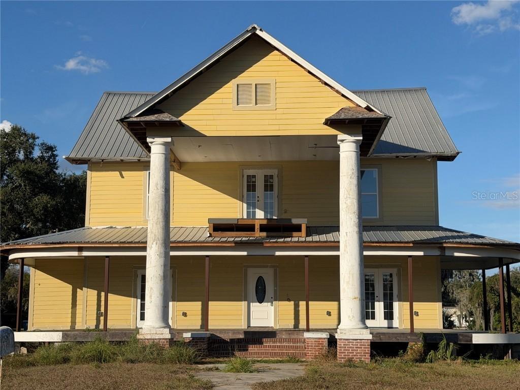 701 1st St., Fort Meade, FL 33841