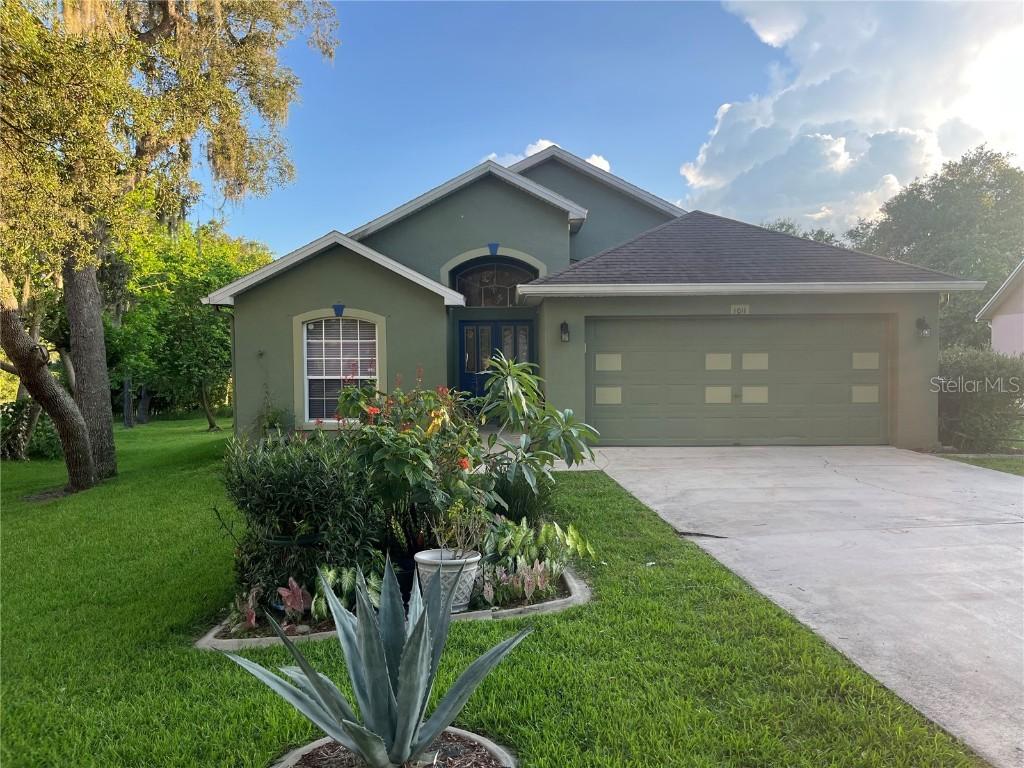 1011 Tequesta Tr., Lake Wales, FL 33898