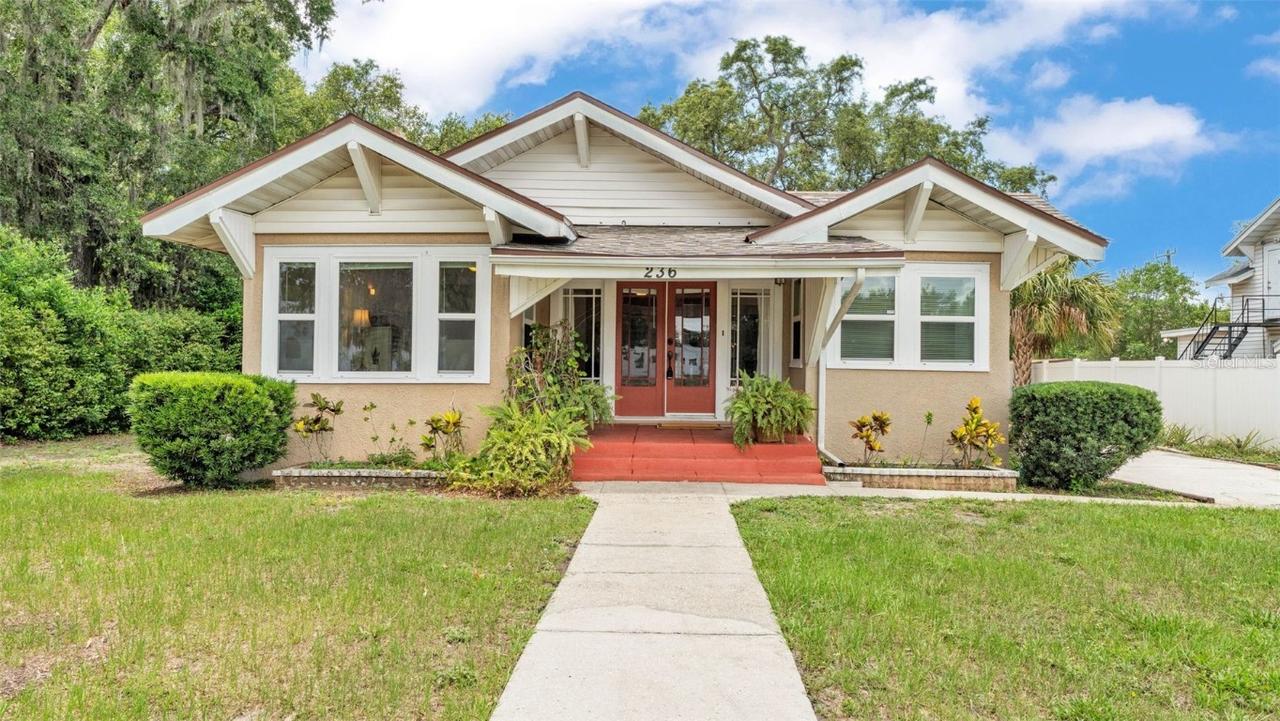 236 E Seminole Ave., Lake Wales, FL 33853