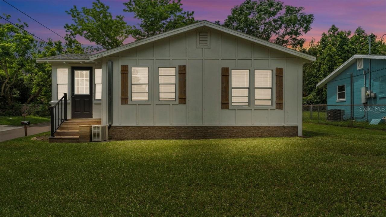 301 Weaver Ave., Lake Wales, FL 33853