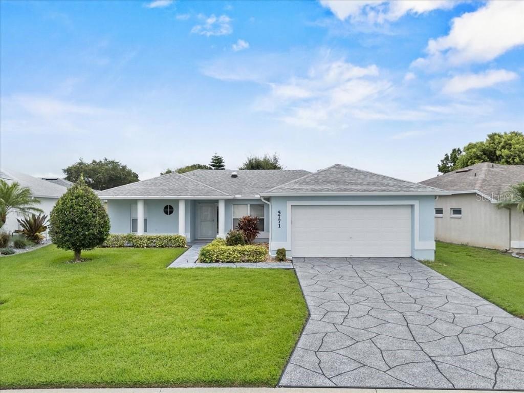 5771 Macaw Pl., Lakeland, FL 33809