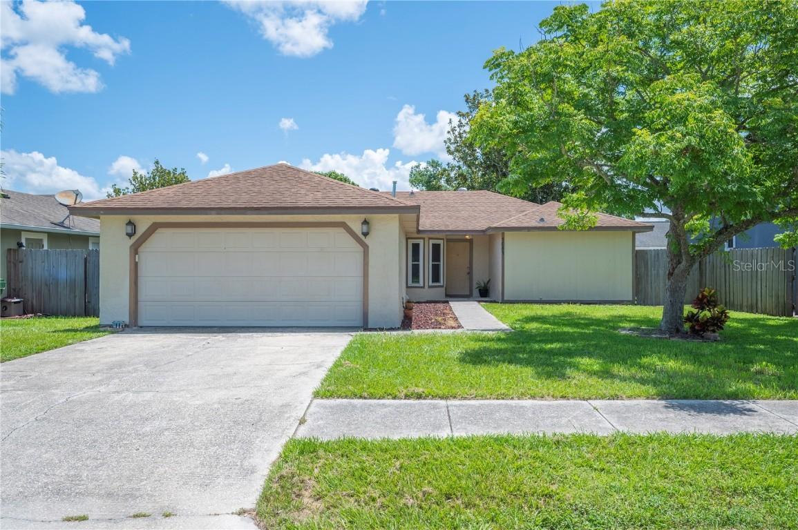 1081 Sunshine Way, Winter Haven, FL 33880