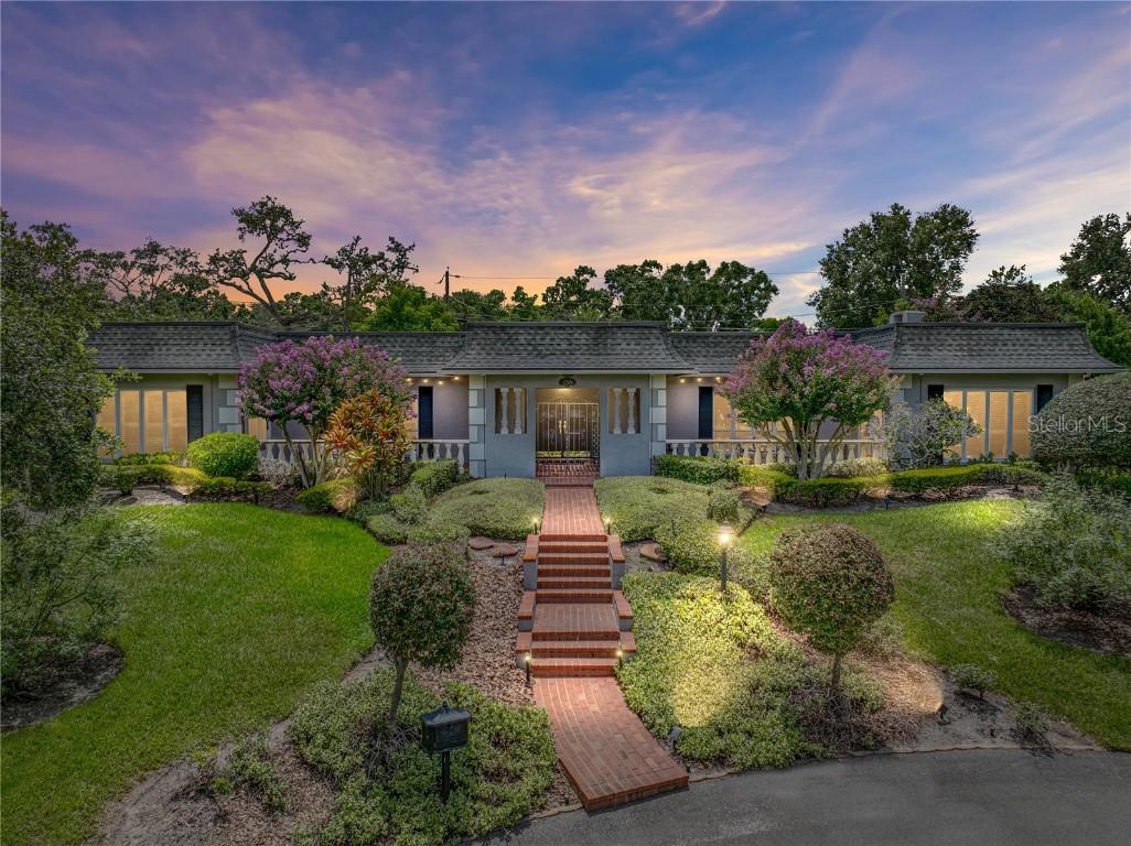 1249 Lake Point Dr., Lakeland, FL 33813