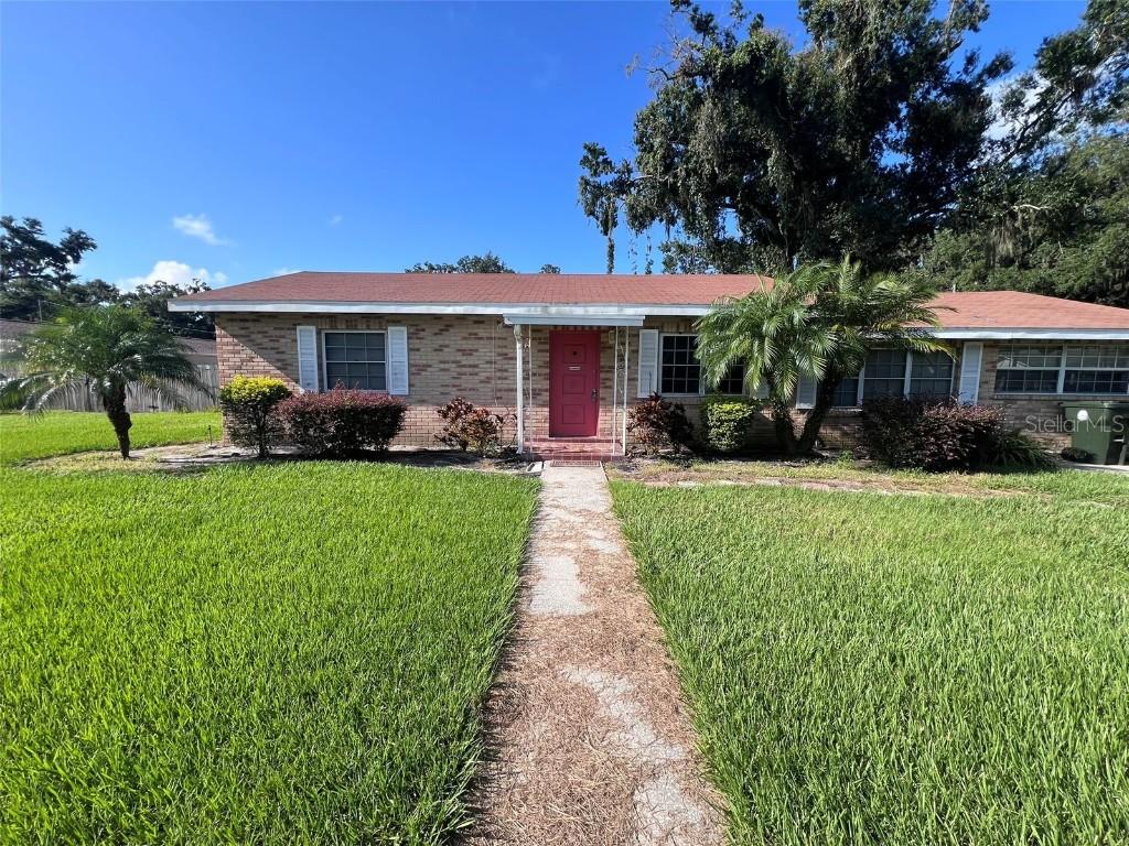2105 E Cherokee St., Bartow, FL 33830