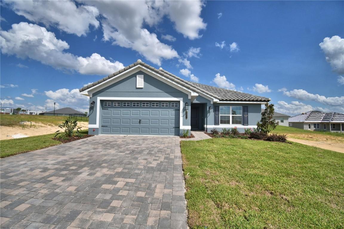 5427 Waterside Dr., Auburndale, FL 33823