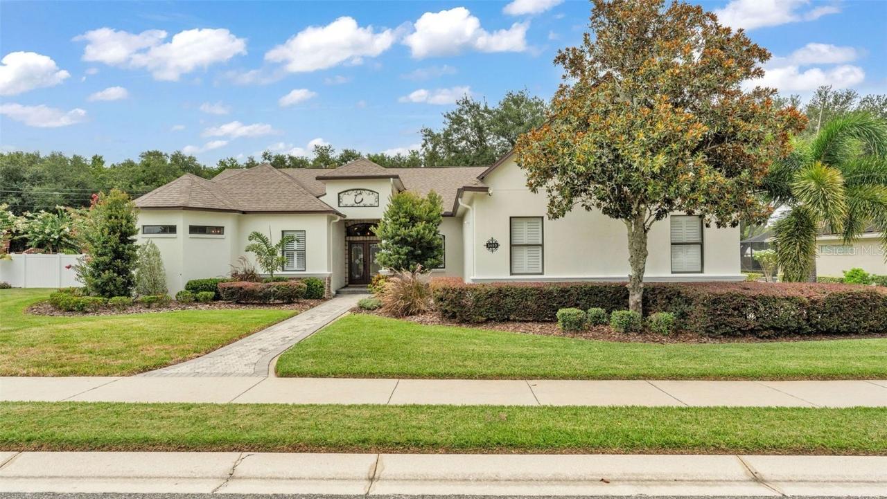 5653 Hillside Landings Rd., Lakeland, FL 33810