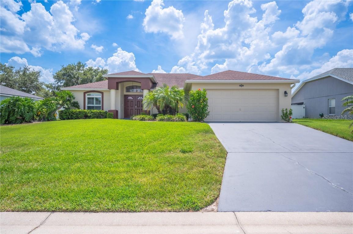 5487 Oakford Dr., Lakeland, FL 33812