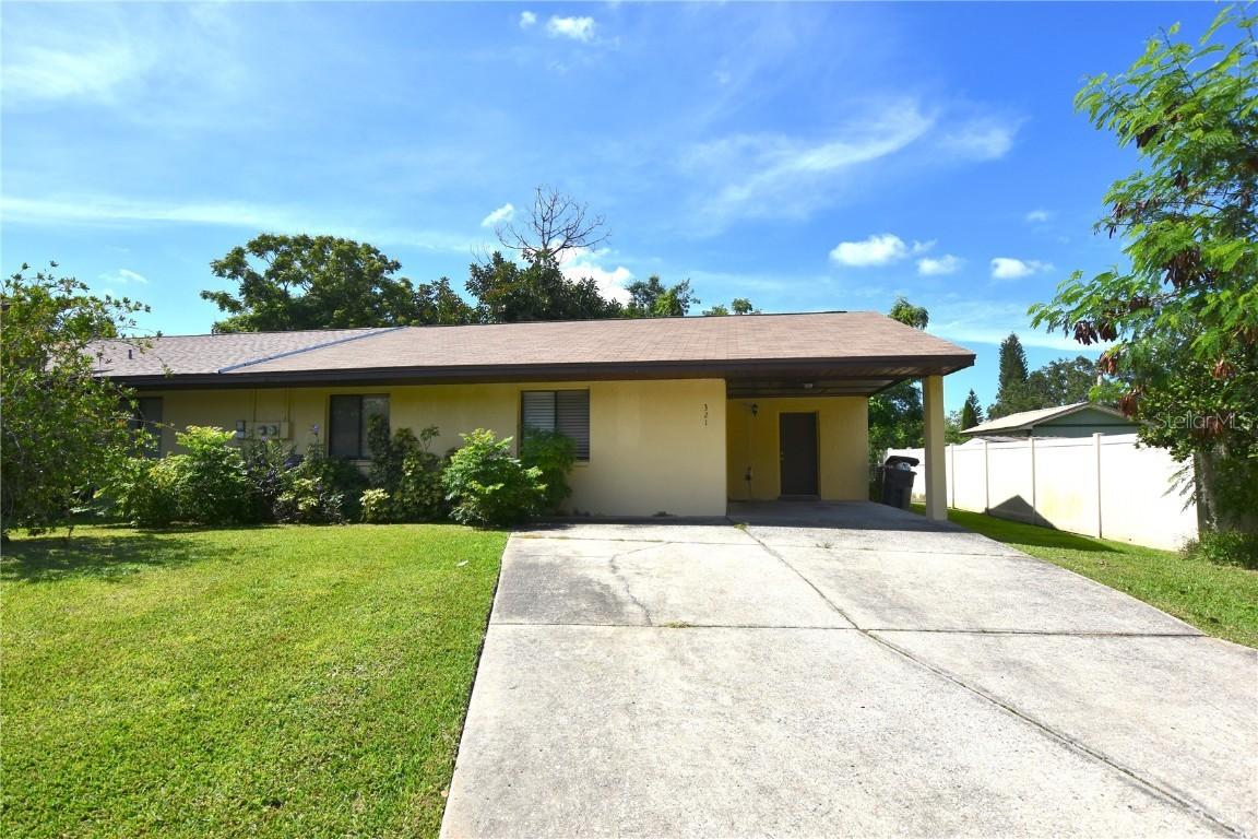 321 Lake Harris Dr., Lakeland, FL 33813