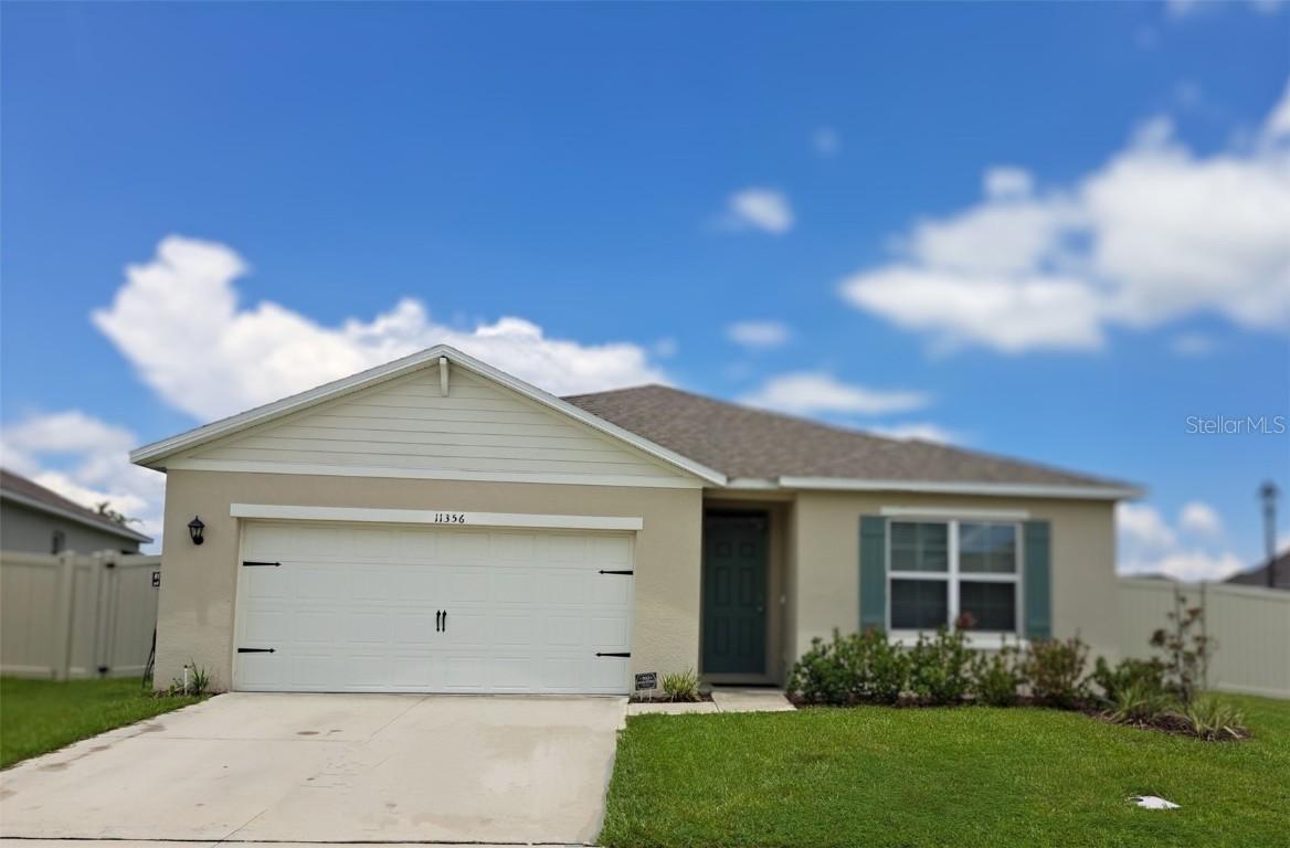 11356 Amber Ridge Dr, Zellwood, FL 32798