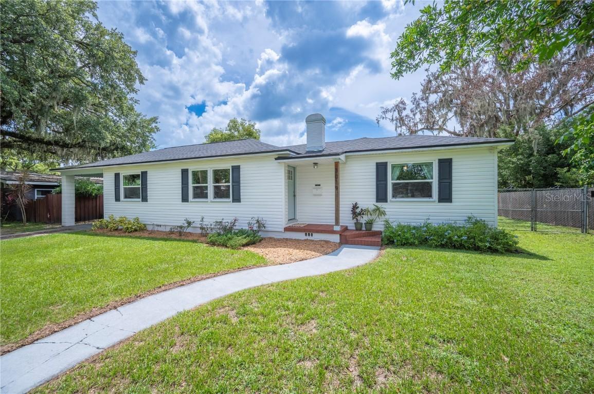 3019 Woodland Hills Ave., Lakeland, FL 33803