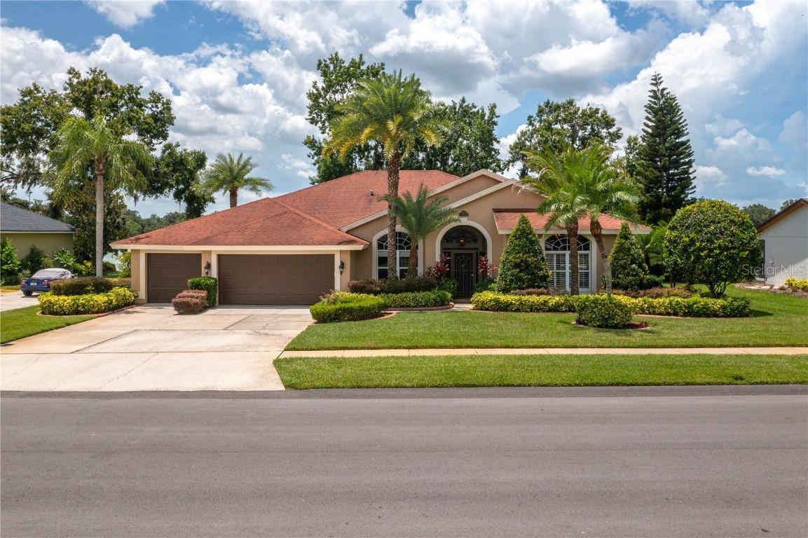 3657 Tigereye Ct., Mulberry, FL 33860