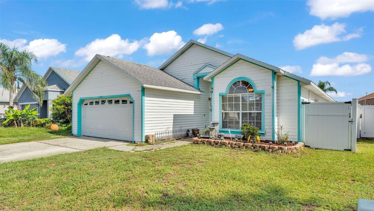 526 Allison Ave., Davenport, FL 33897