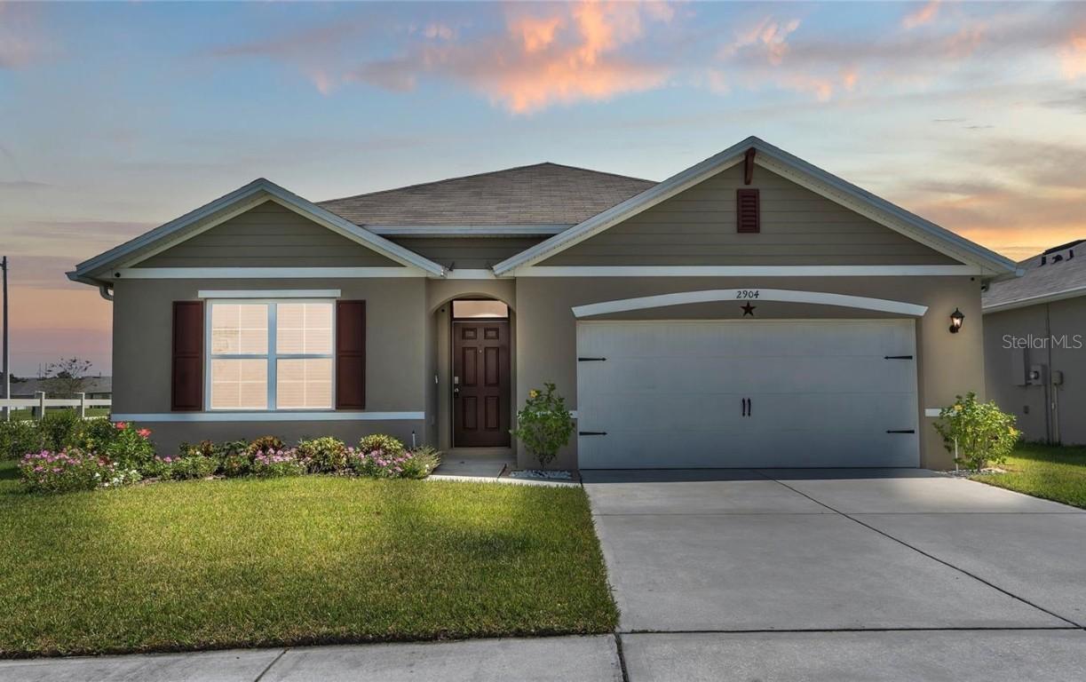 2904 Long Pond Dr., Lakeland, FL 33811