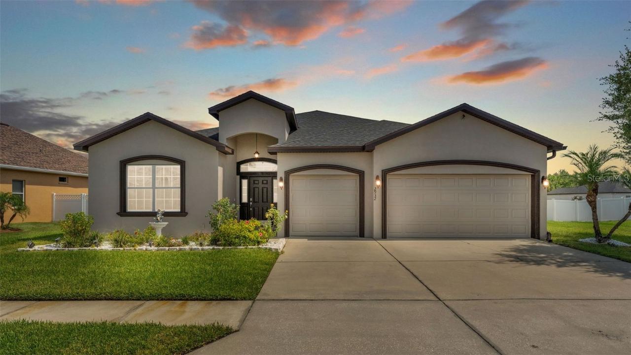 2932 Blackwater Creek Dr, Lakeland, FL 33810