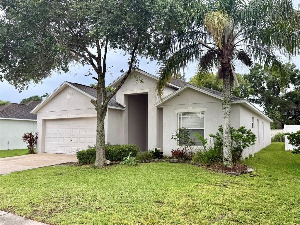 7198 Cedarcrest Blvd., Lakeland, FL 33810