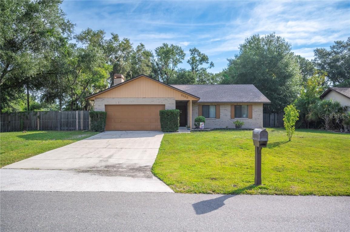 2133 Creekbend Dr., Lakeland, FL 33811