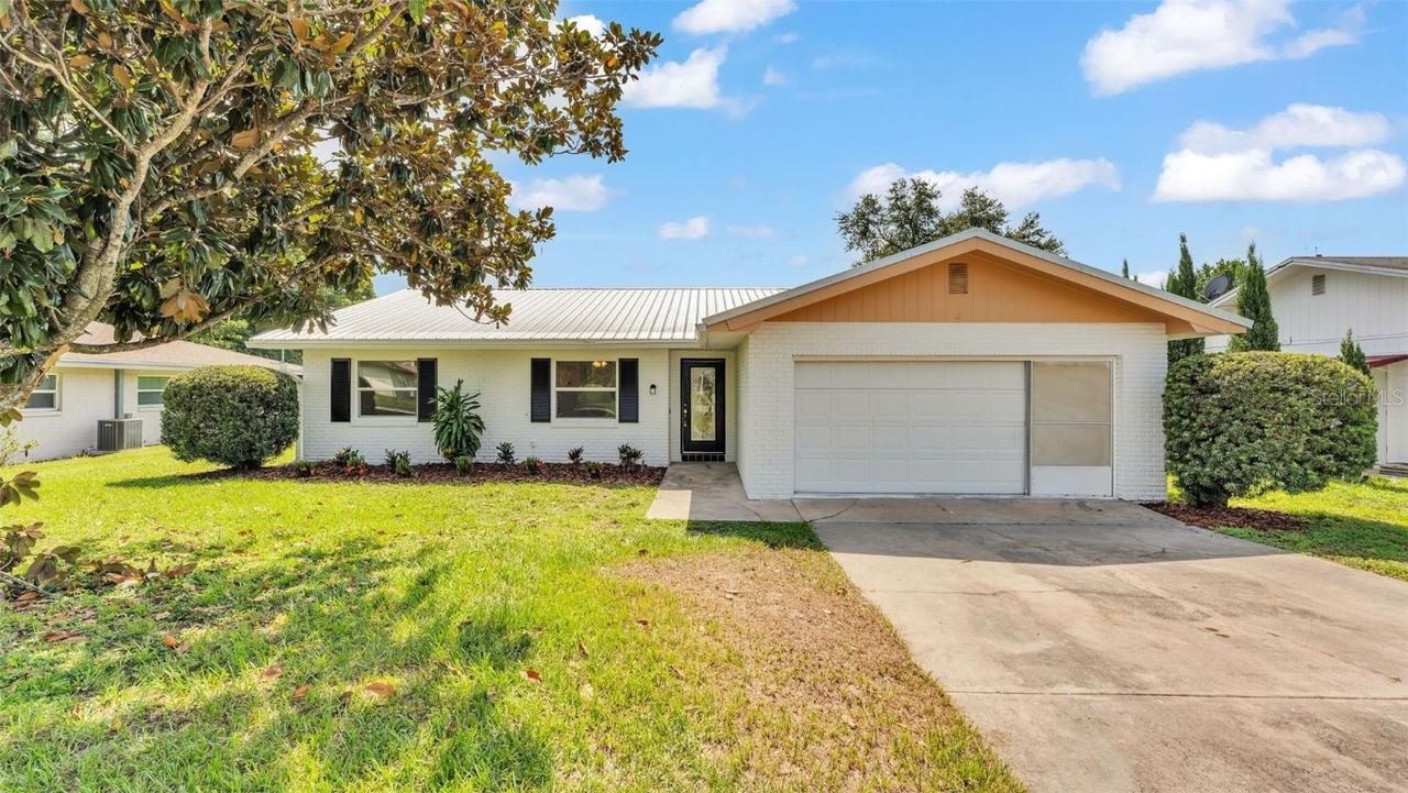 412 Lake Ned Rd., Winter Haven, FL 33884