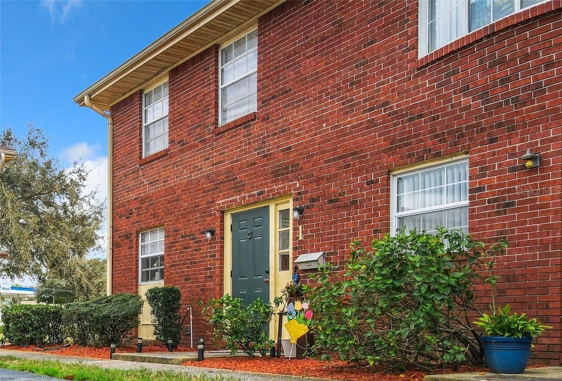 1920 E Edgewood Dr. #E1, Lakeland, FL 33803