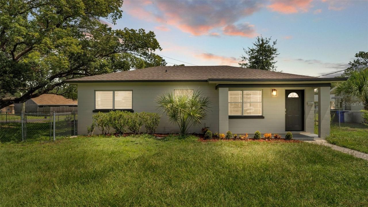 933 Golden Rule Ct., Lakeland, FL 33803