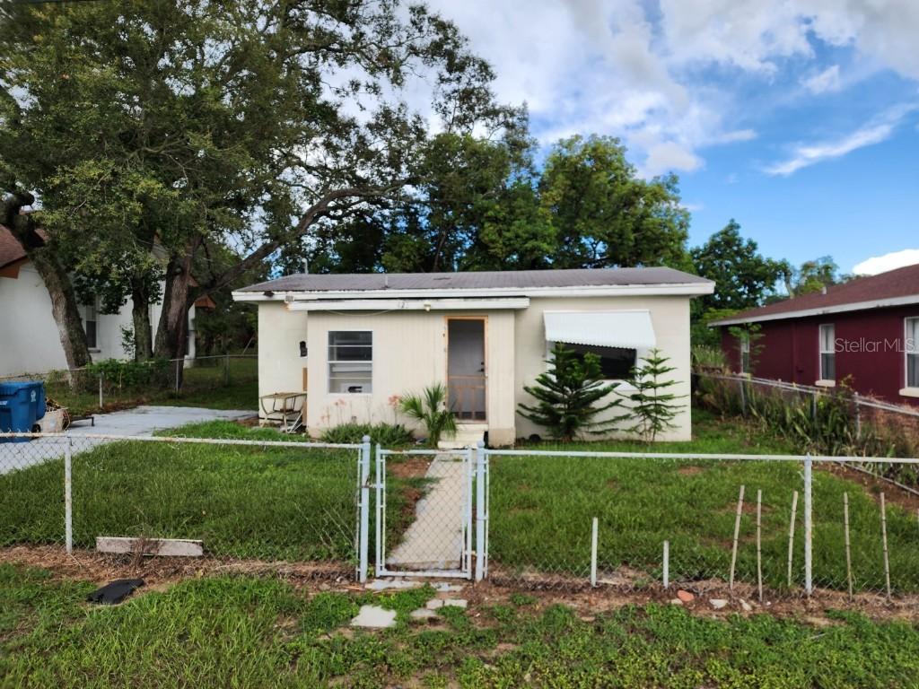 423 N 5th St., Haines City, FL 33844