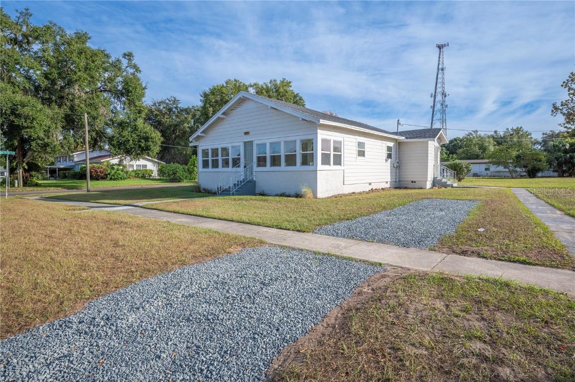 1595 Magnolia St., Bartow, FL 33830