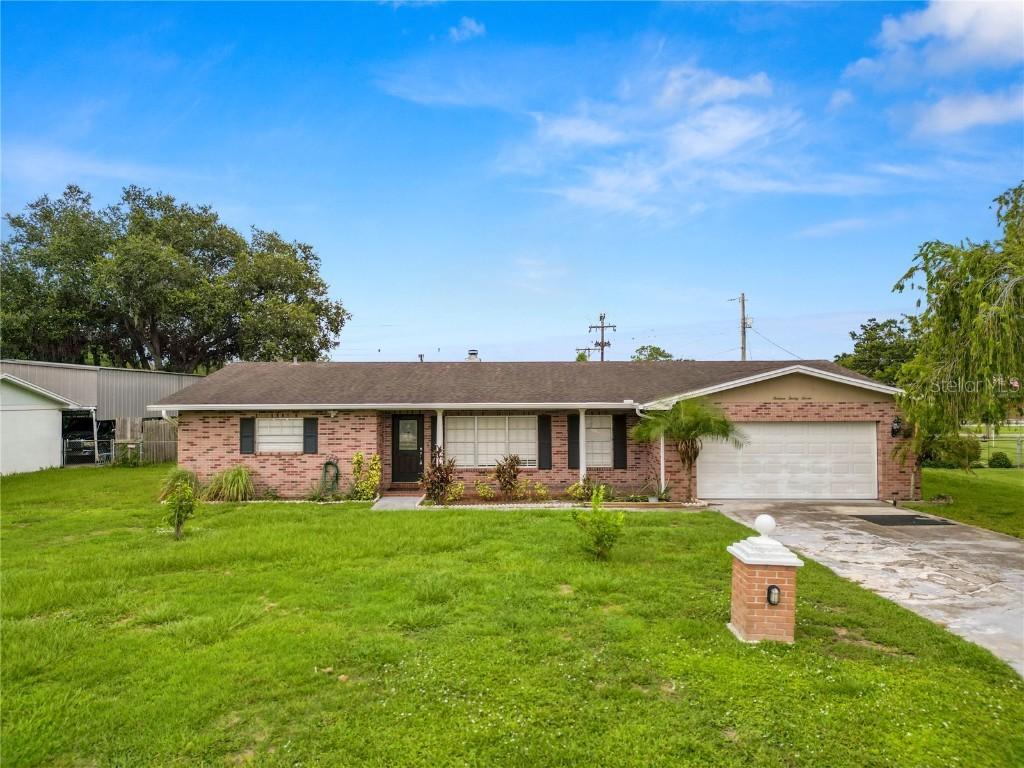 1327 Magdalene Ct., Lakeland, FL 33801