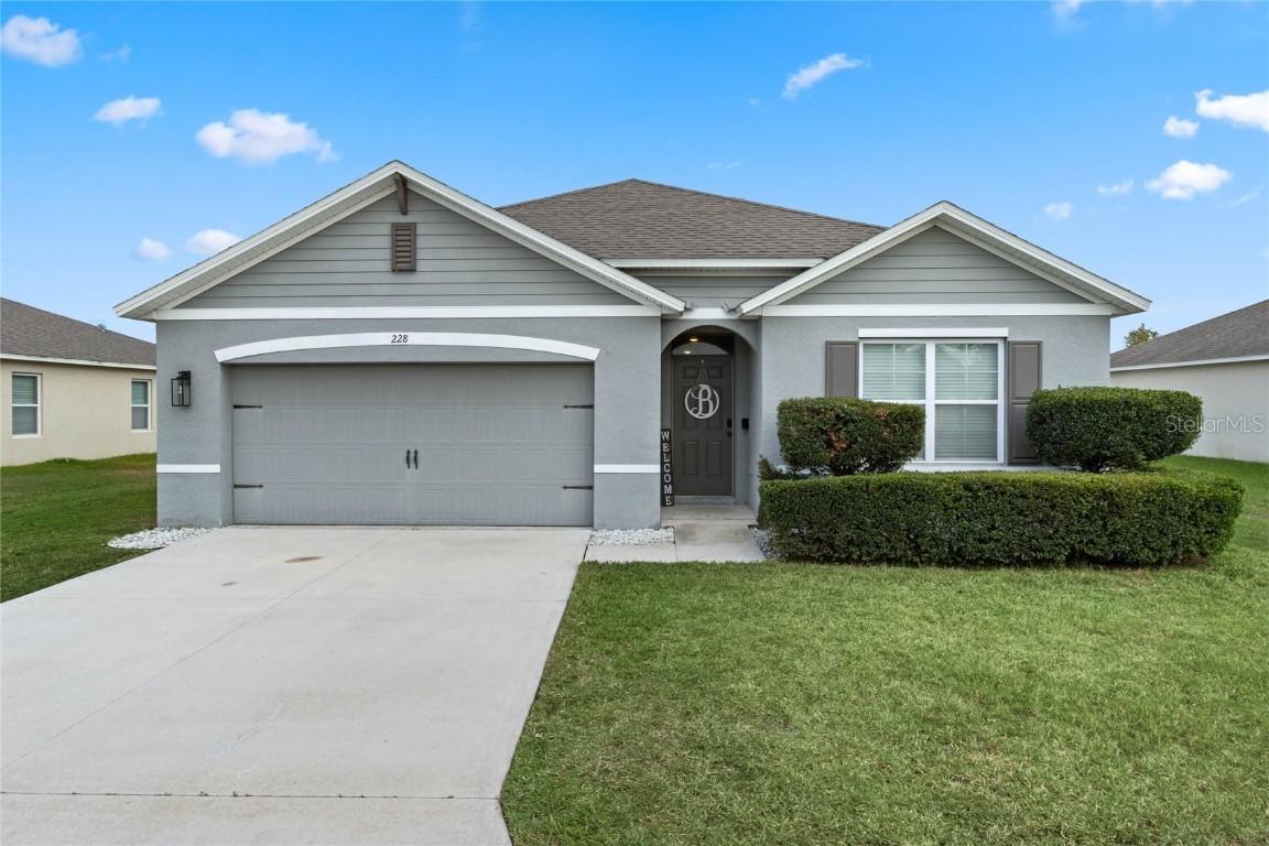 228 St Thomas Dr., Mulberry, FL 33860