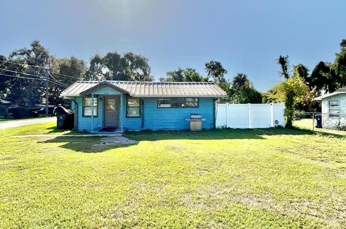 108 Earl St., Auburndale, FL 33823