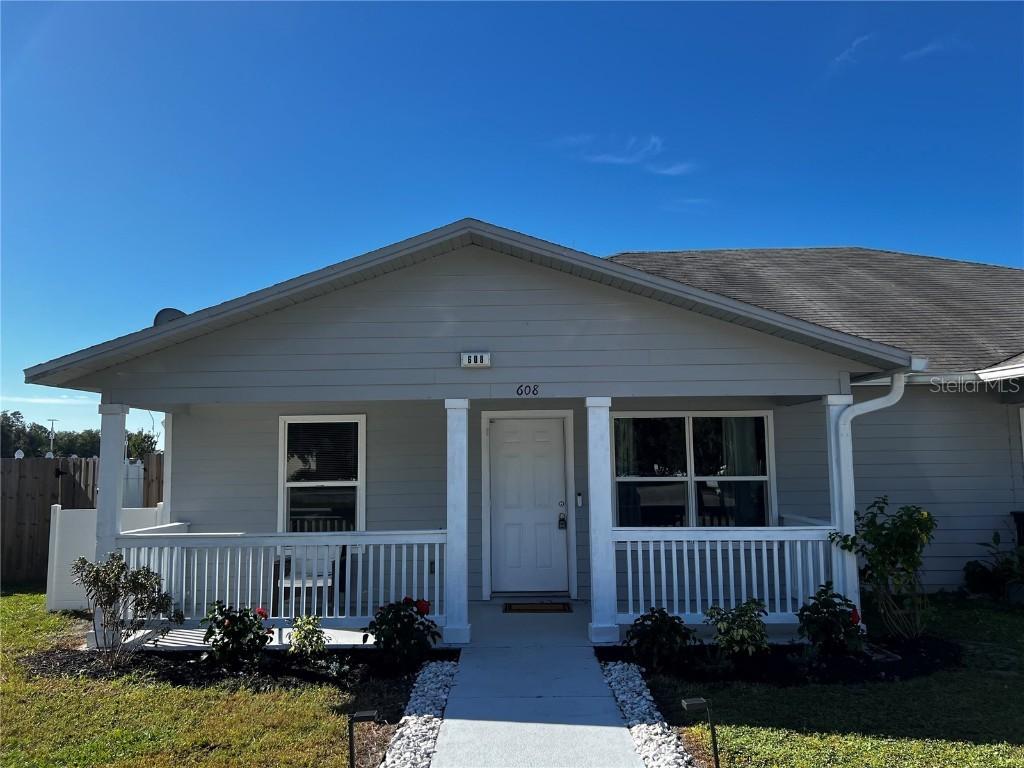 608 Pineville Ln., Lakeland, FL 33810